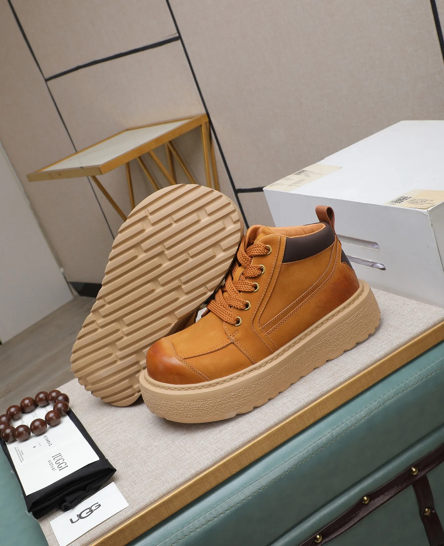 Men's shoes 💰680 IUGGI new retro presbyopia men's shoes, casual and versatile, full of high-end sense, fashionable, luxury and personalized style, joint style, retro presbyopia factor, full of handsome style, first layer suede cowhide, lining wool, rubber outsole, light and non-slip size: 39-44